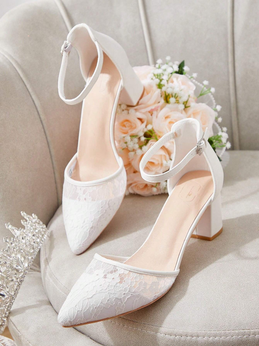 Pantofi cu toc SHEIN, alb