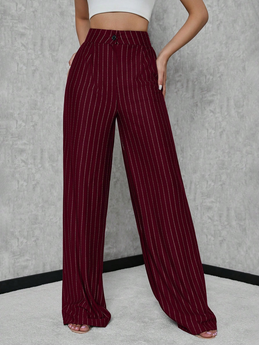 Pantaloni SHEIN, vișiniu