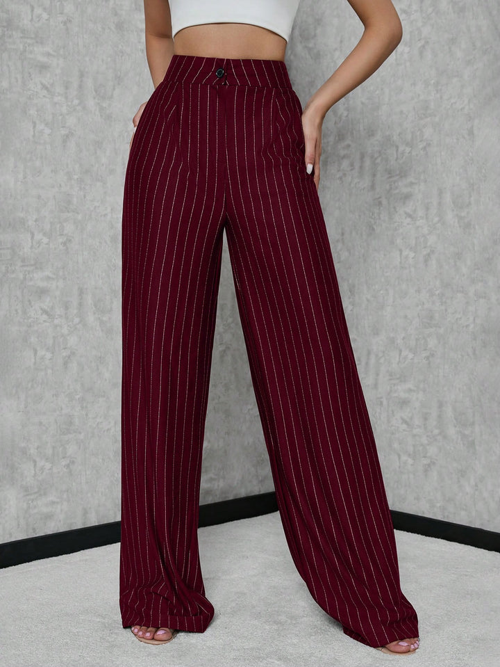 Pantaloni SHEIN, vișiniu