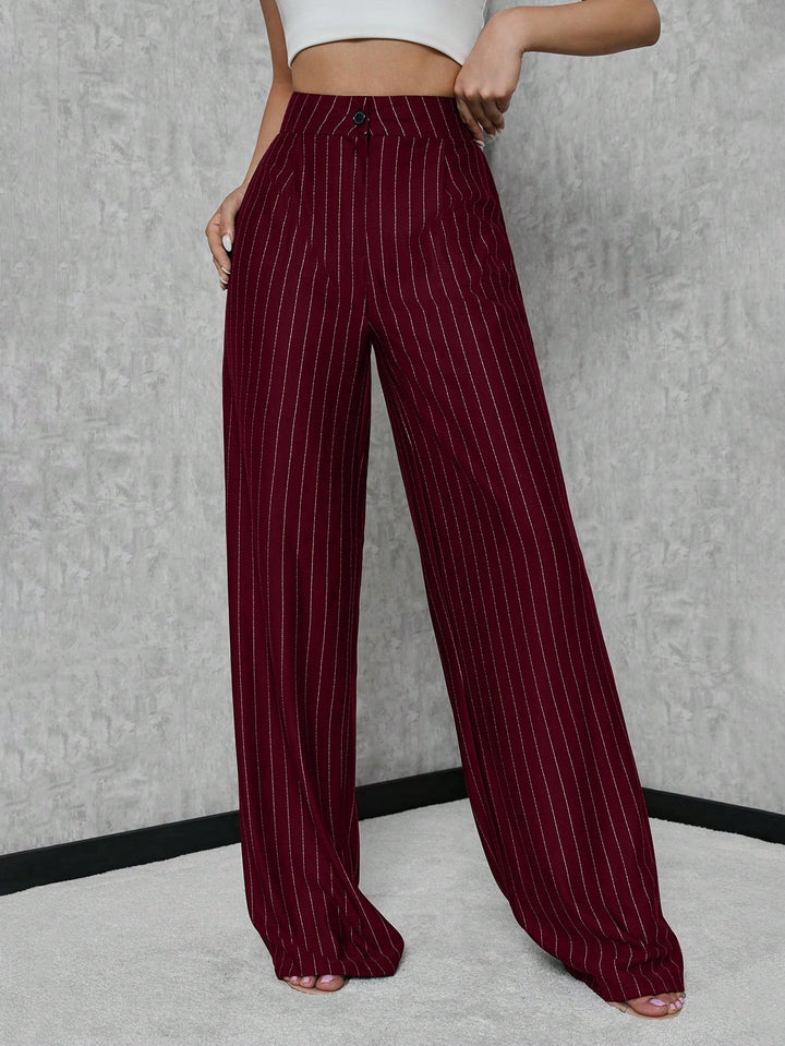 Pantaloni SHEIN, vișiniu