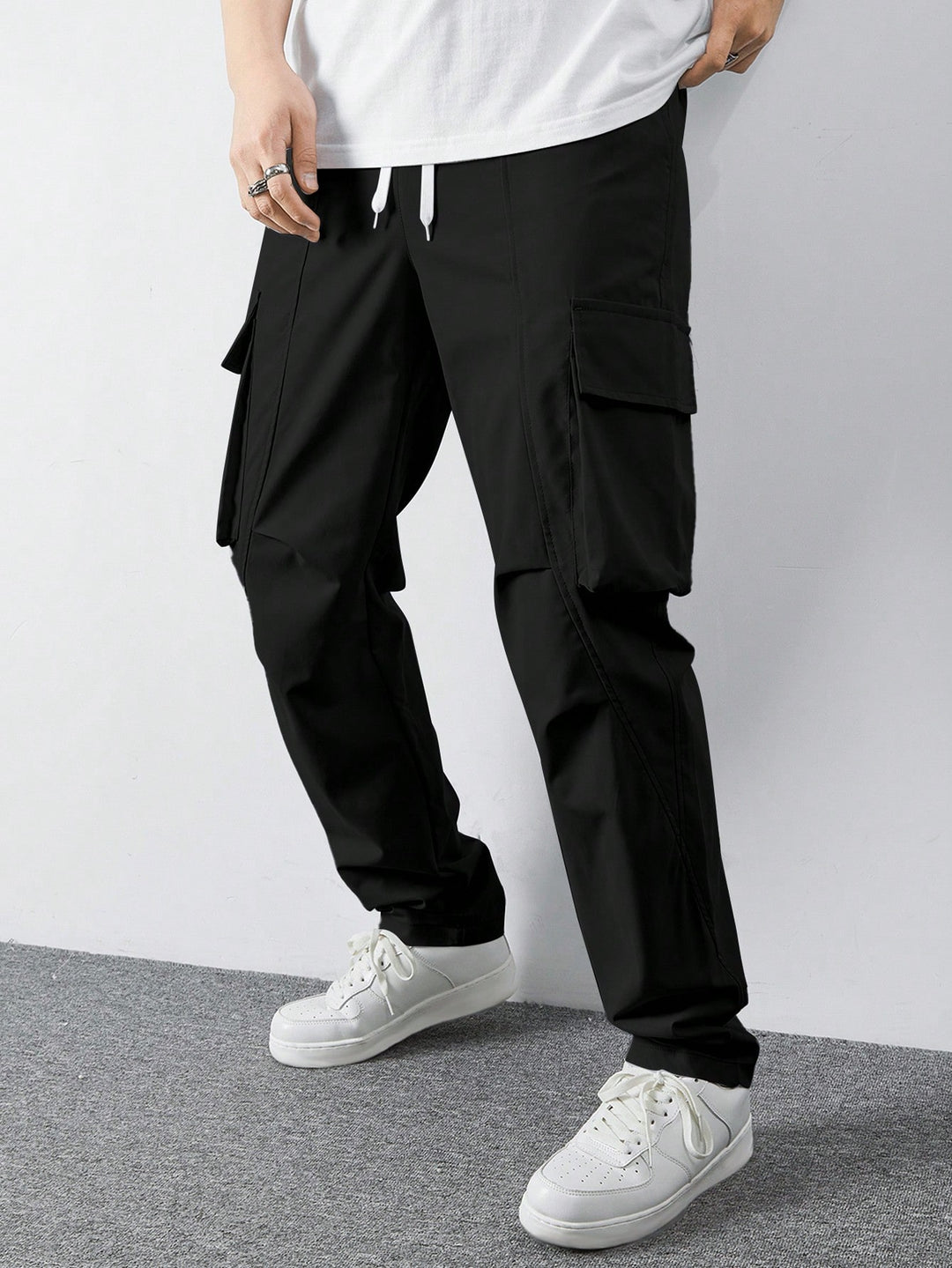 Pantaloni SHEIN, negru