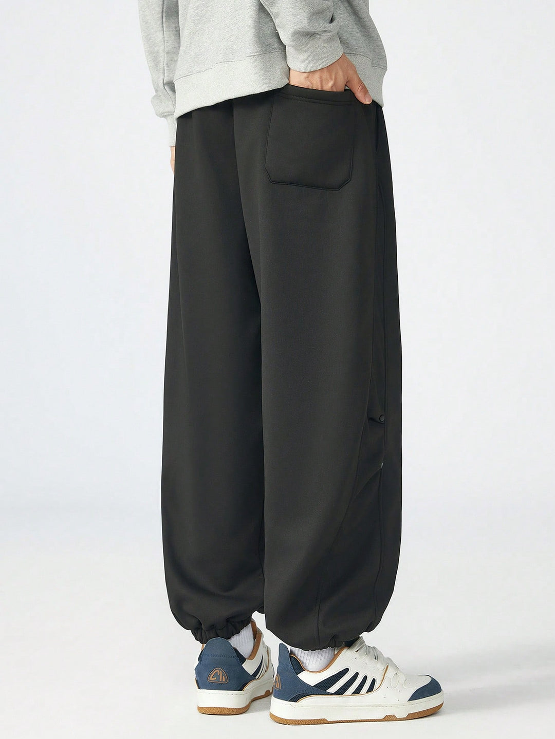 Pantaloni SHEIN, negru
