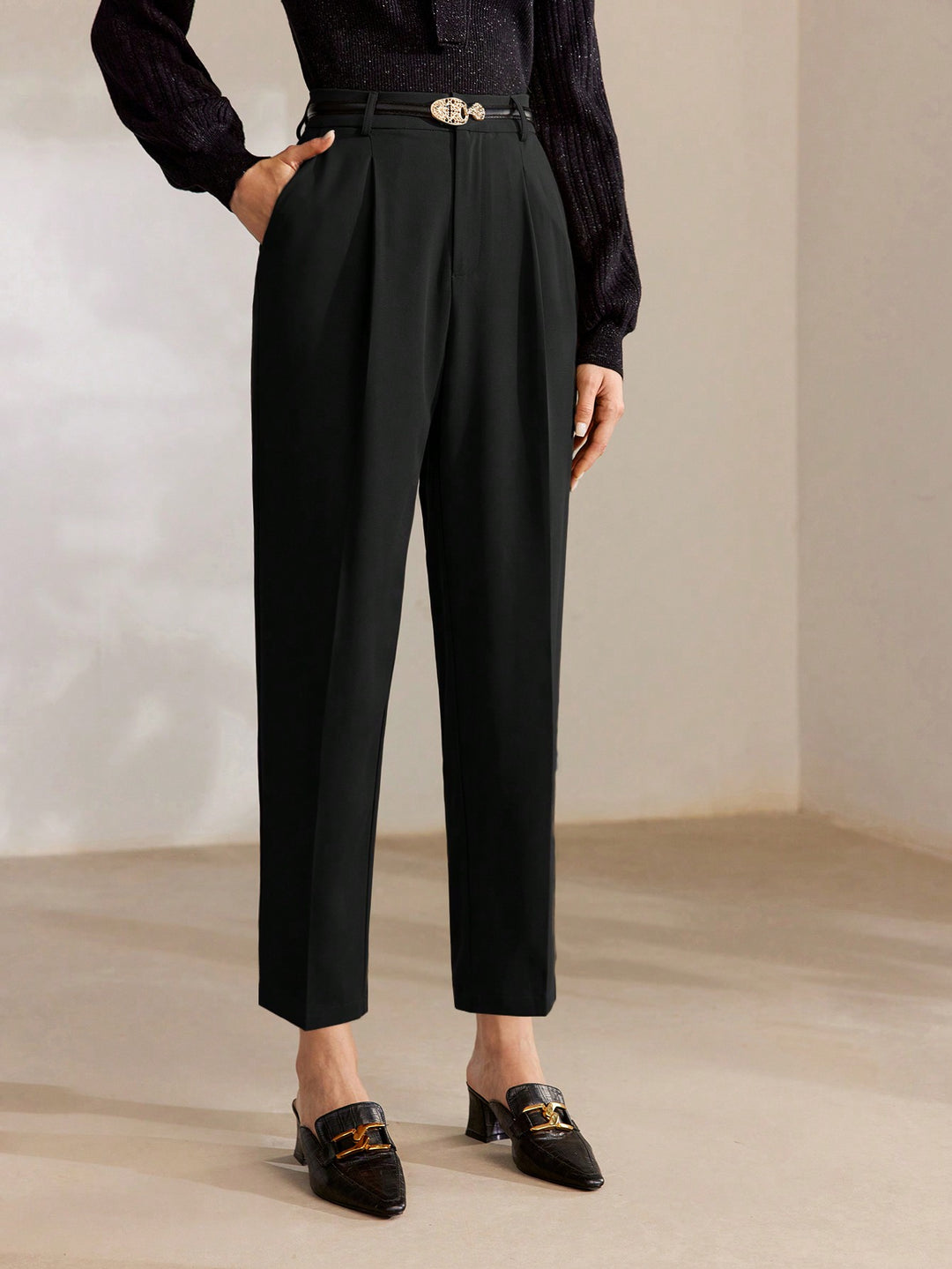Pantaloni SHEIN, negru