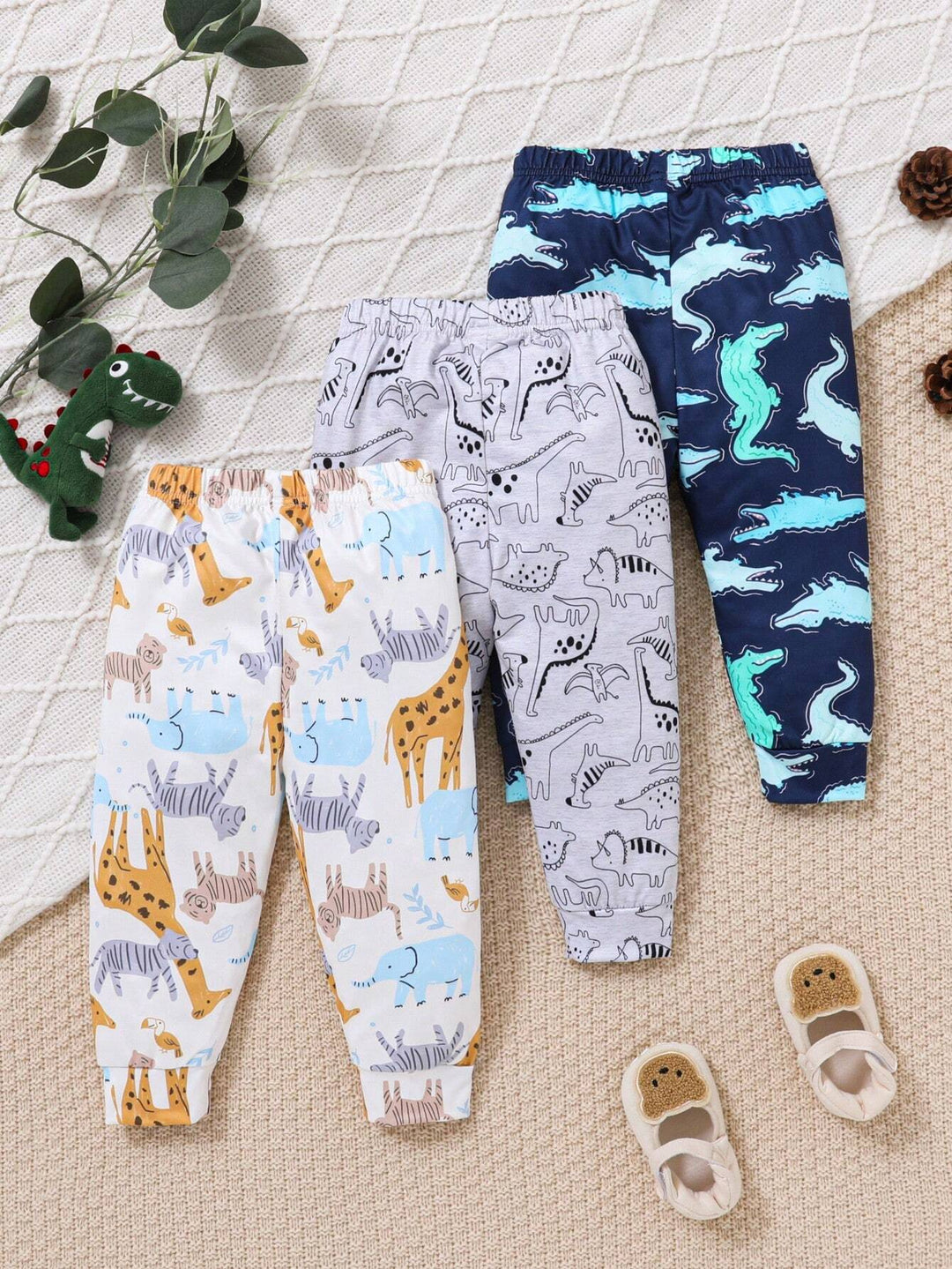 Set pantaloni SHEIN, mix culori