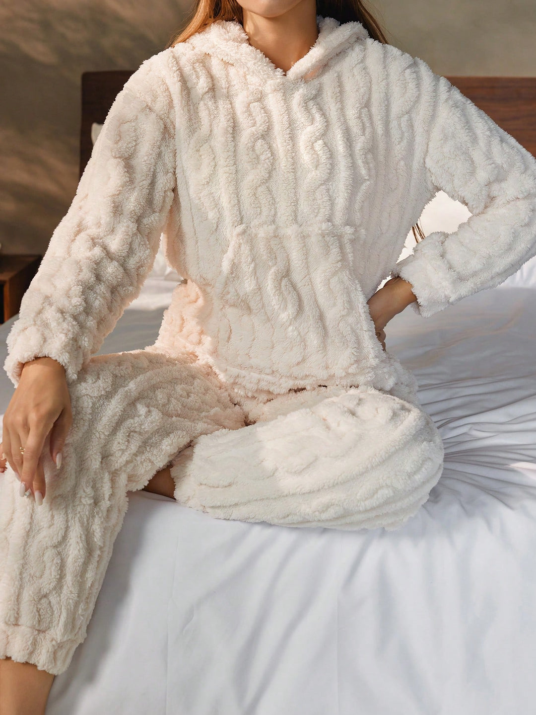 Set pijamale SHEIN, roz