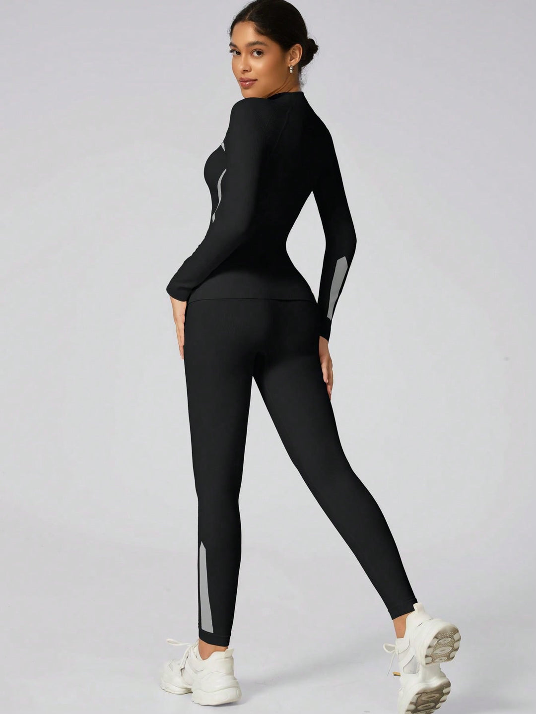 Set de lenjerie termică SHEIN, negru