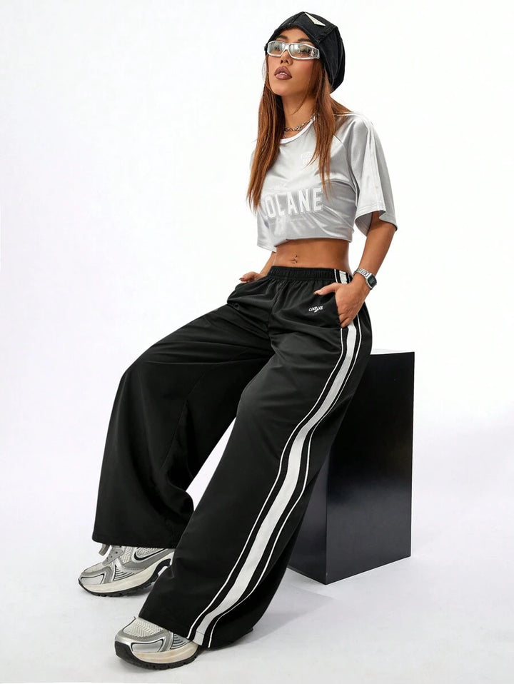Pantaloni SHEIN, negru