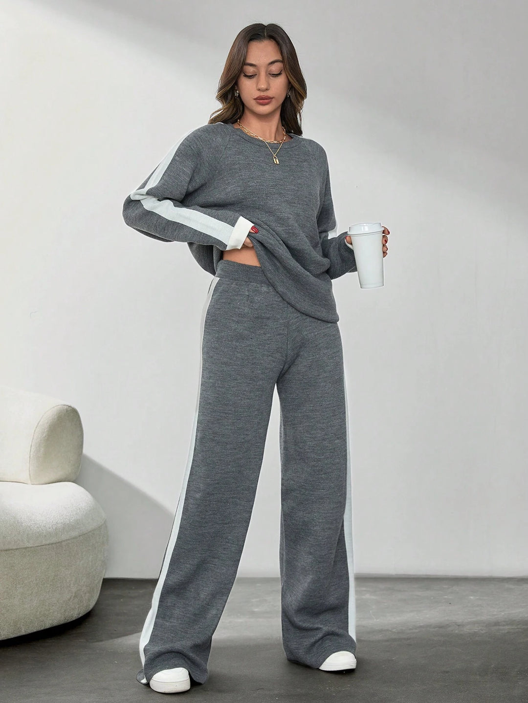 Pantaloni SHEIN, gri