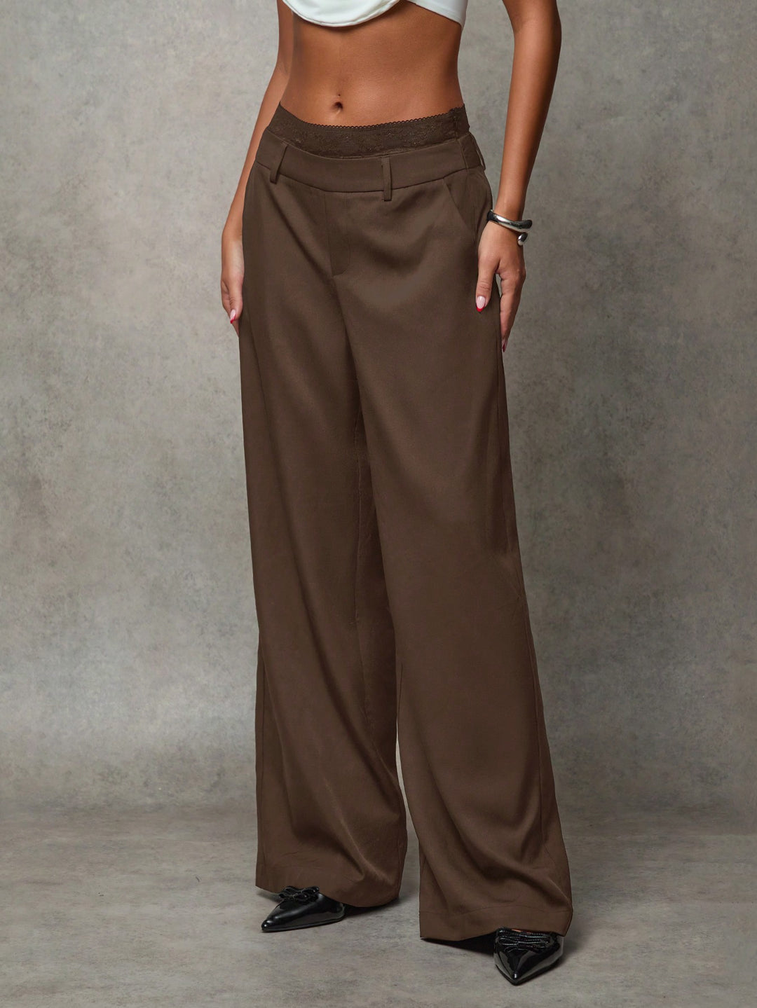 Pantaloni SHEIN, maro