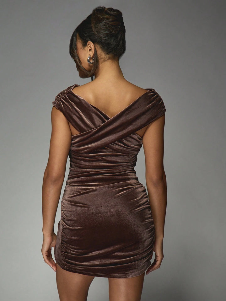Rochie mini Missguided by Shein, maro