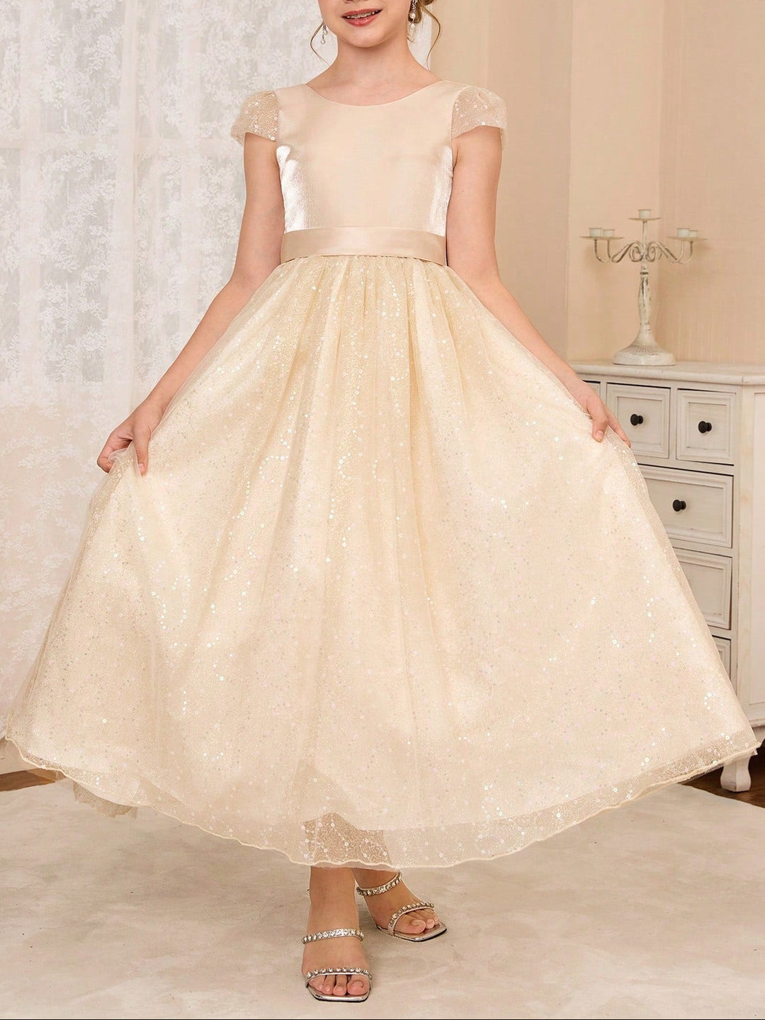 Rochie SHEIN, crem