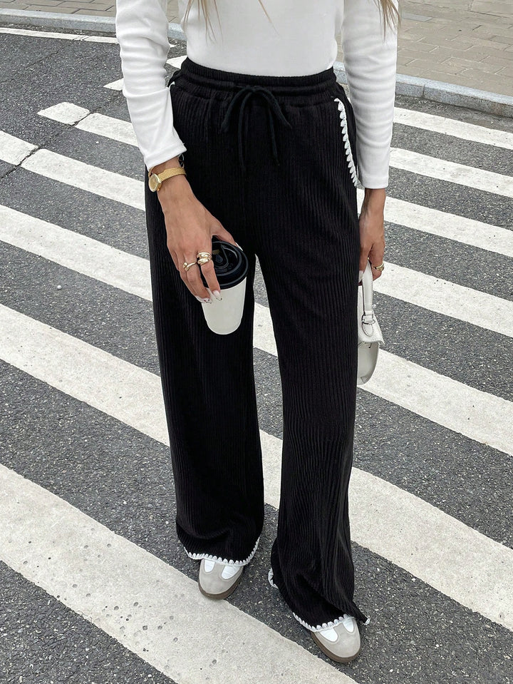 Pantaloni SHEIN