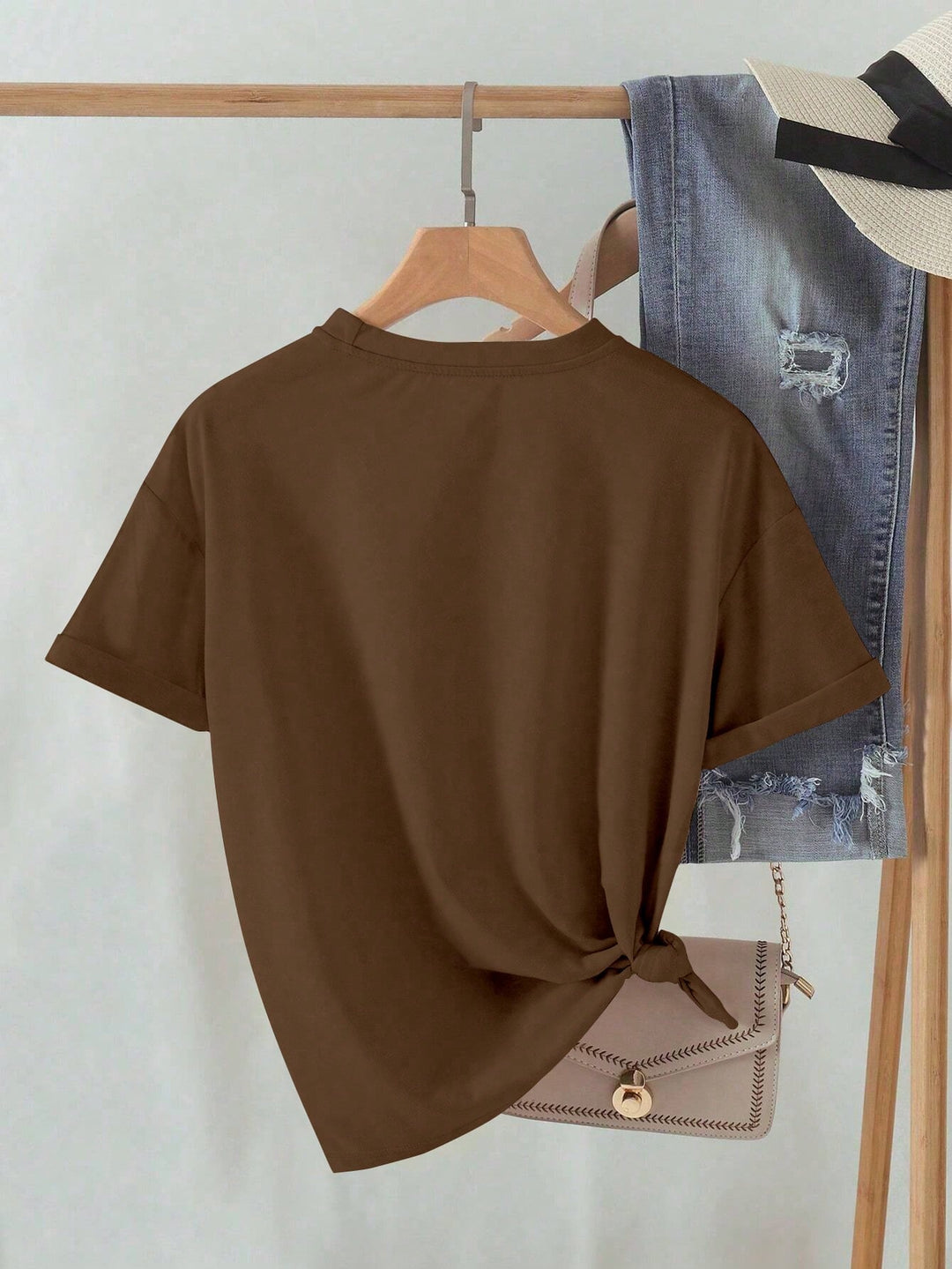 Tricou SHEIN, maro