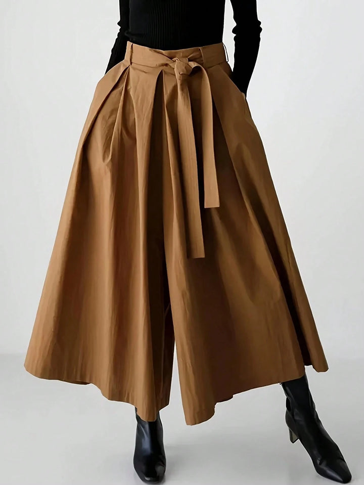 Pantaloni SHEIN, maro