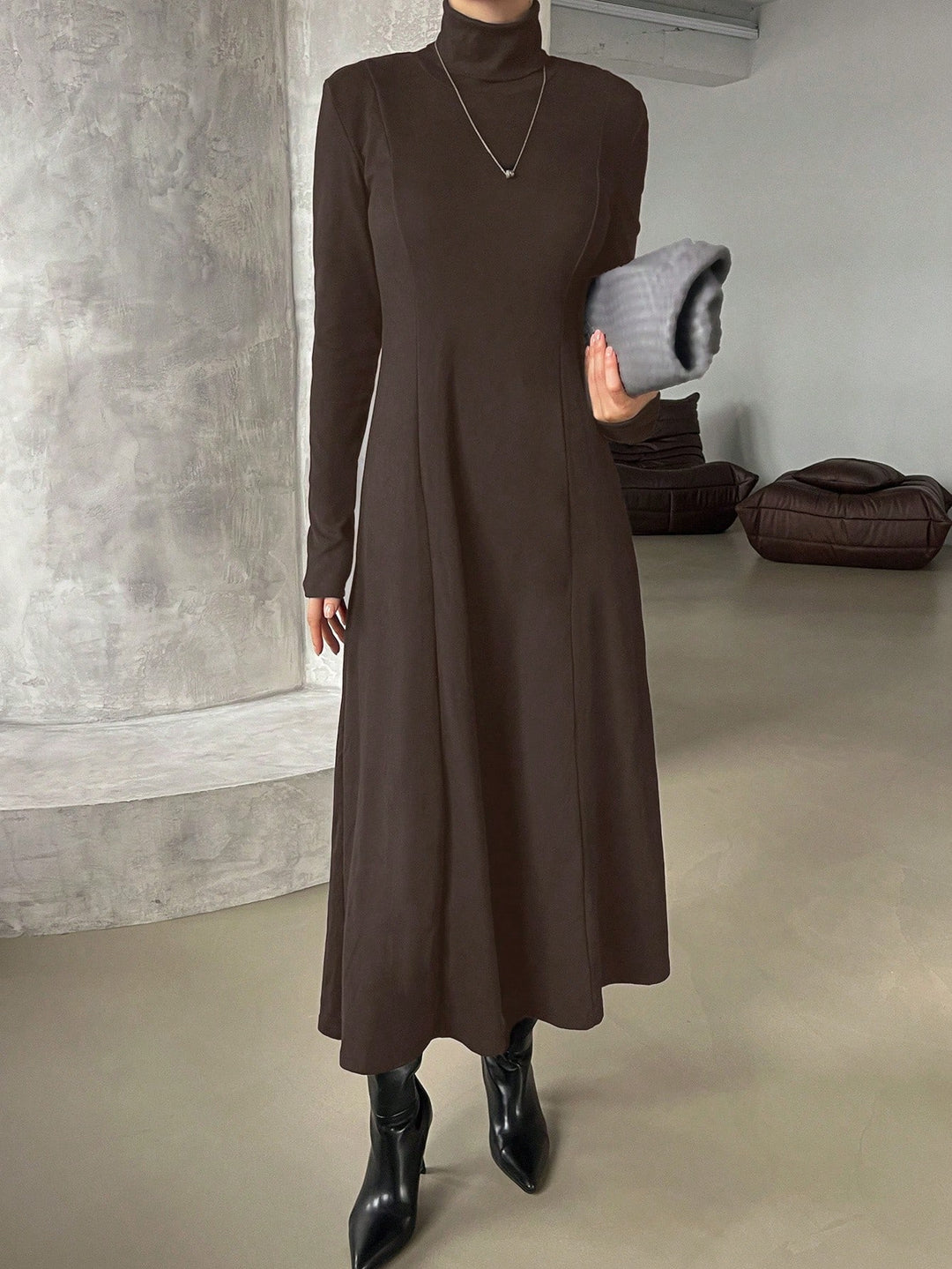 Rochie maxi SHEIN, maro