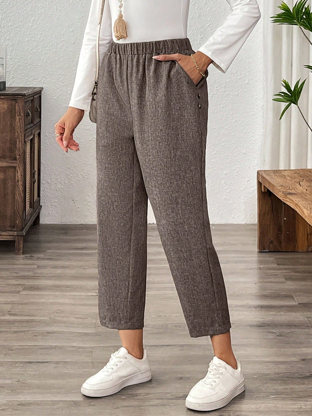 Pantaloni SHEIN, maro