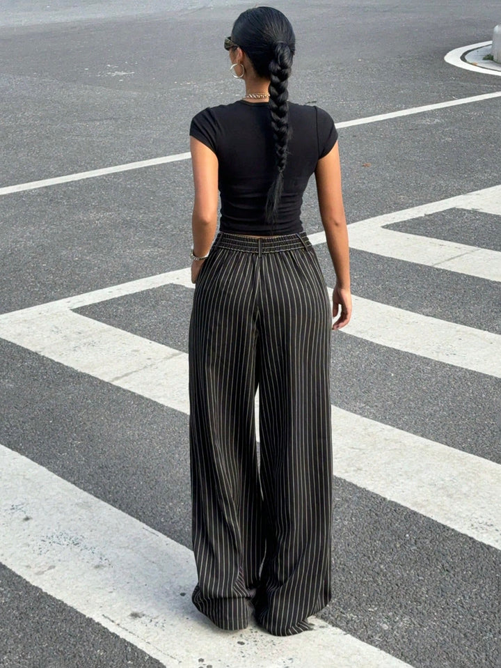 Pantaloni SHEIN, negru