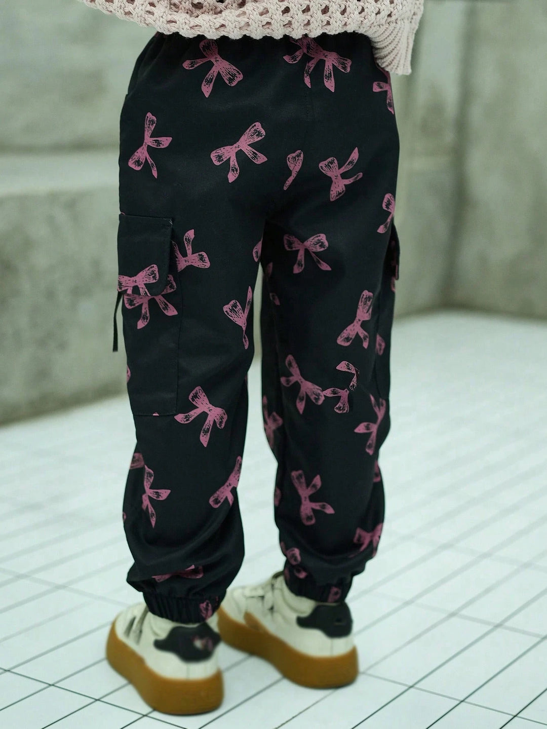 Pantaloni SHEIN, mix culori