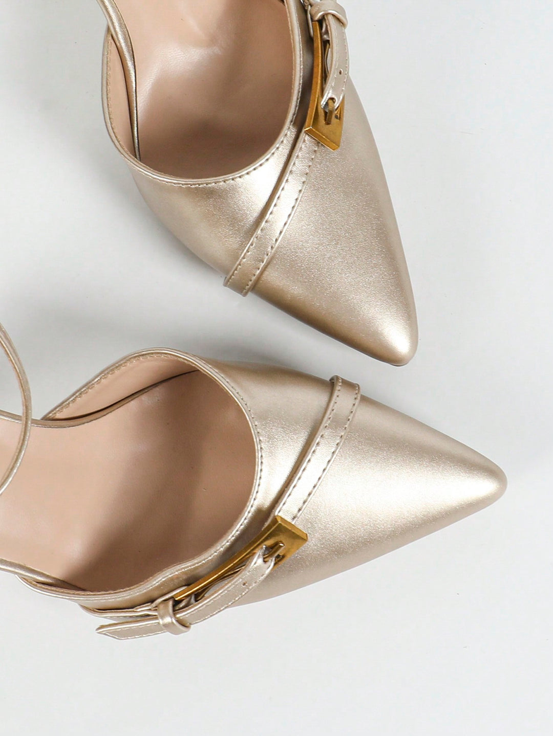 Pantofi cu toc SHEIN, auriu