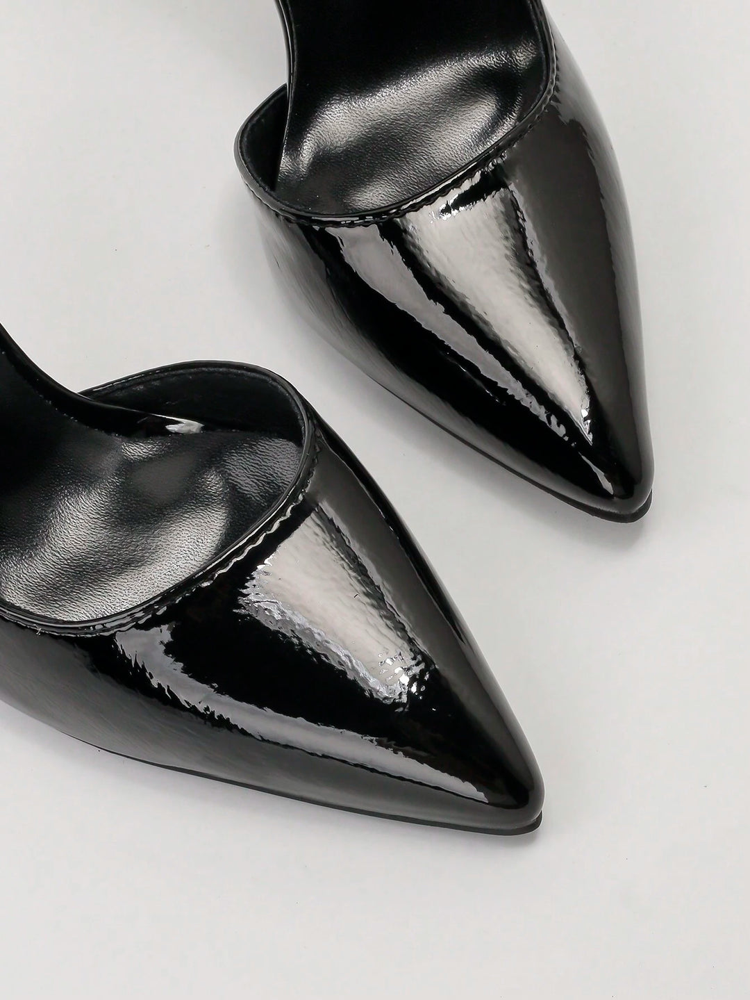 Pantofi cu toc SHEIN, negru