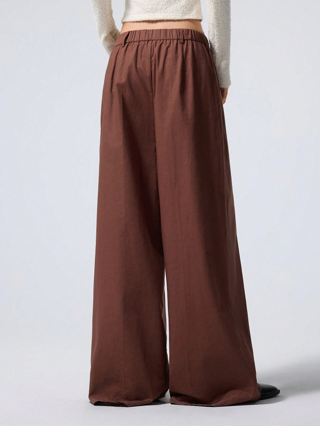 Pantaloni SHEIN, maro