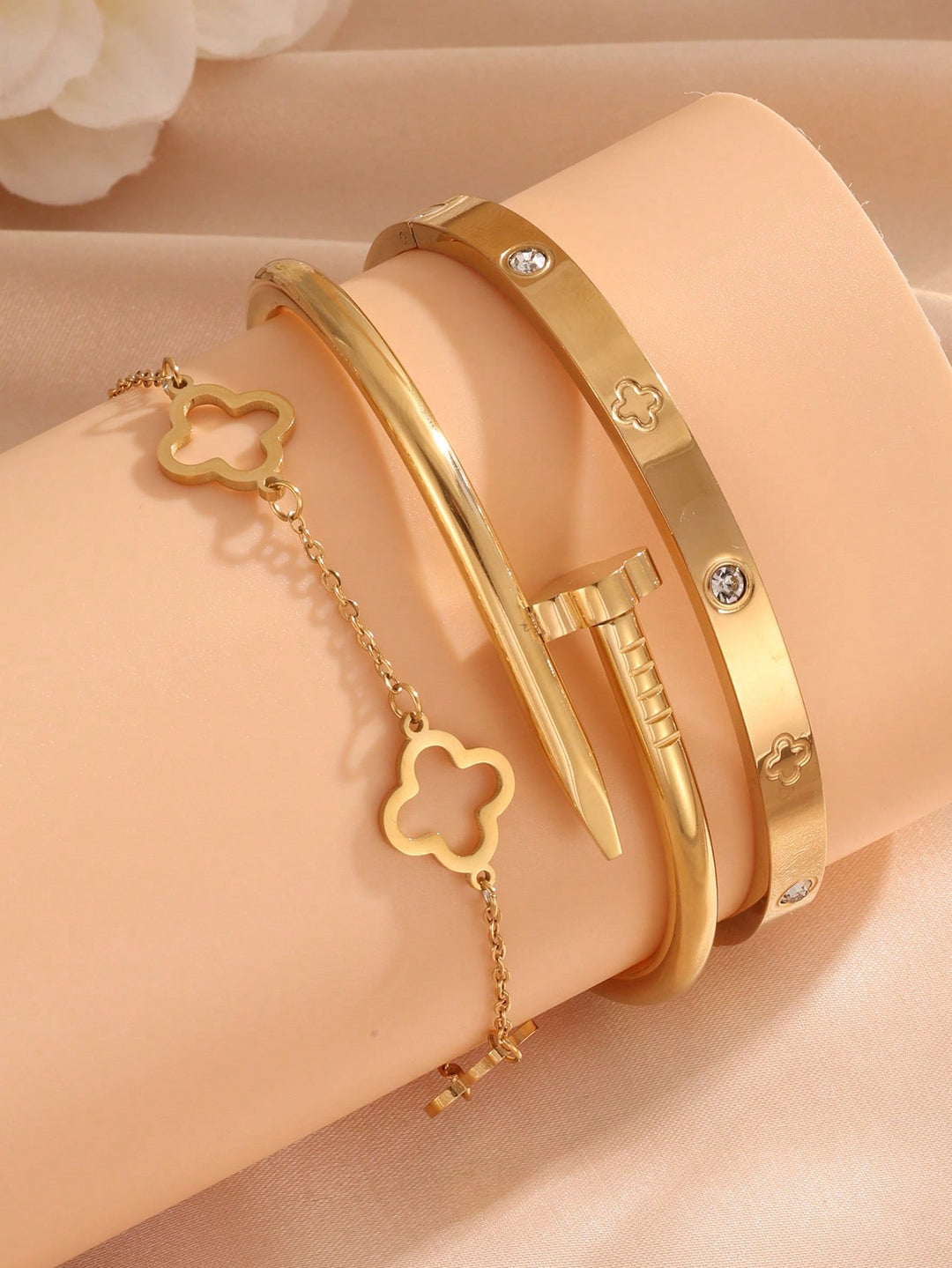 Set de bijuterii SHEIN, kaki
