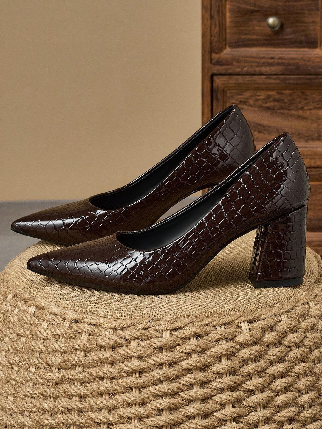 Pantofi cu toc SHEIN, maro