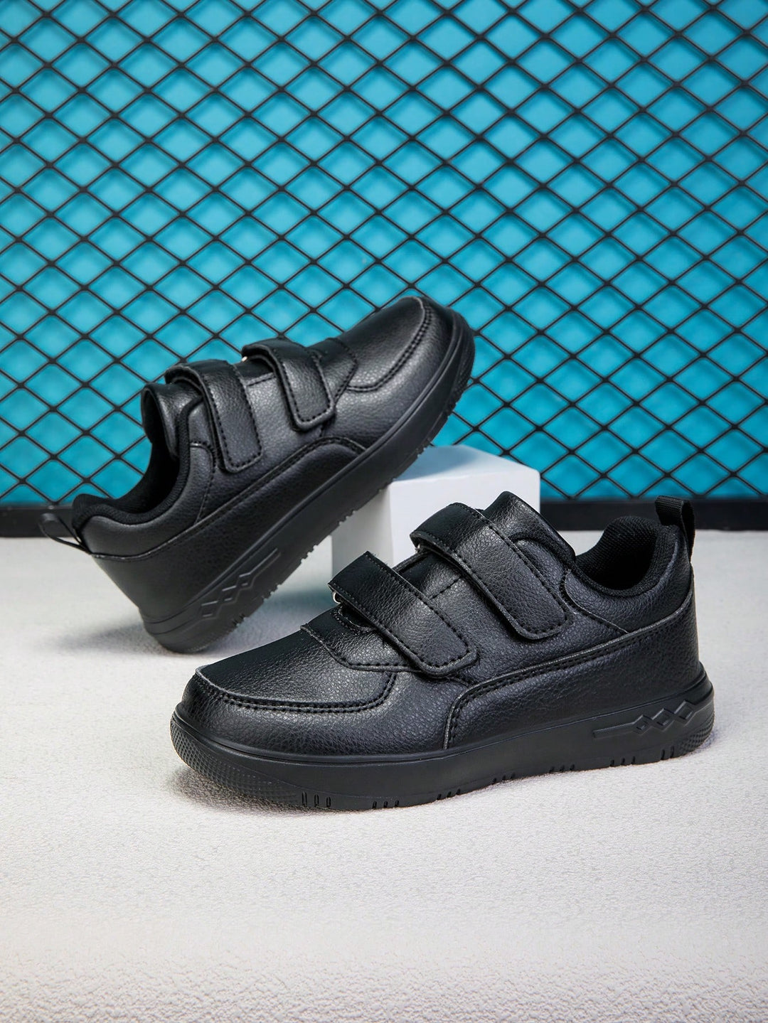 Pantofi sport SHEIN, negru
