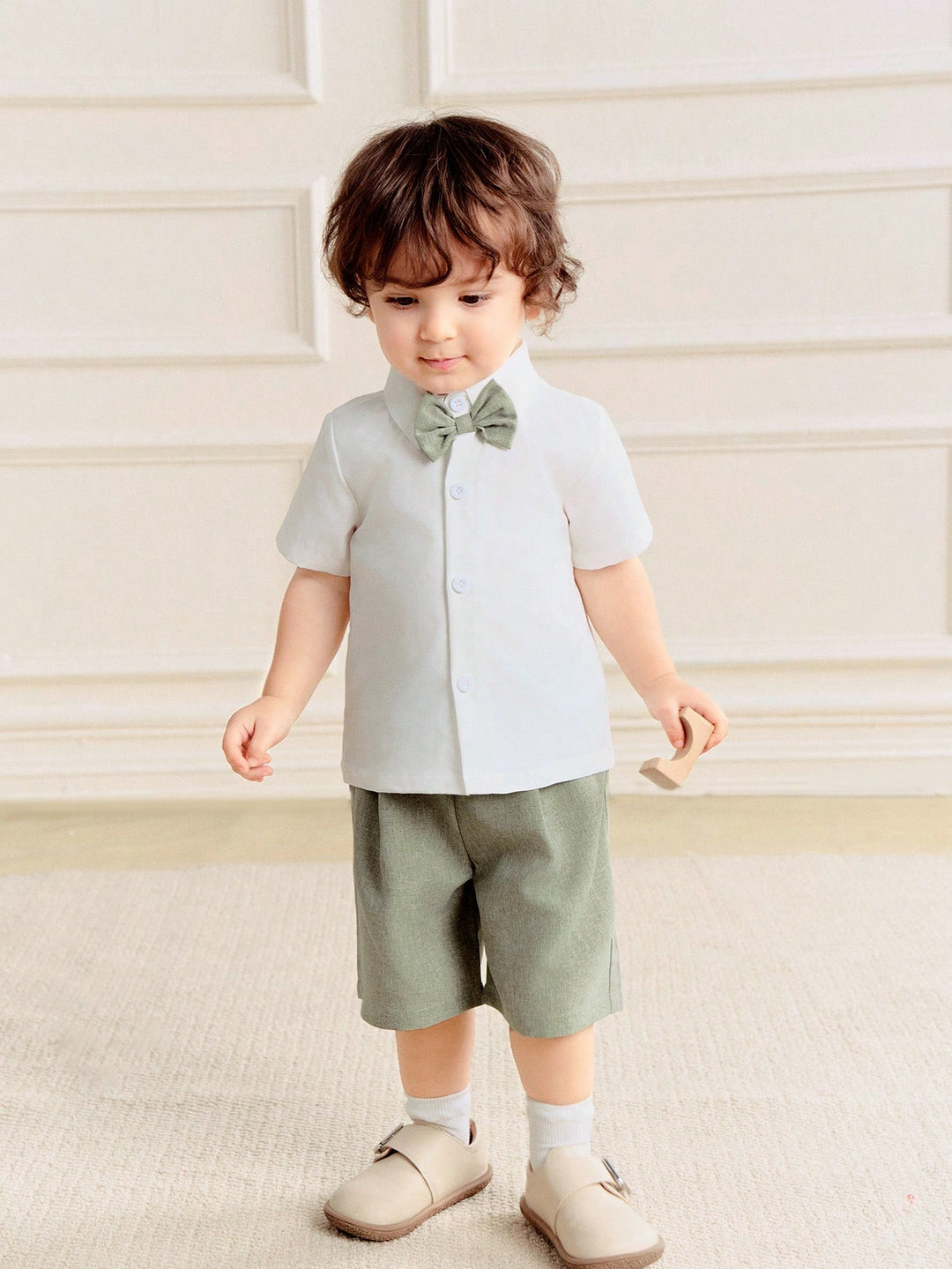 Costum SHEIN, verde