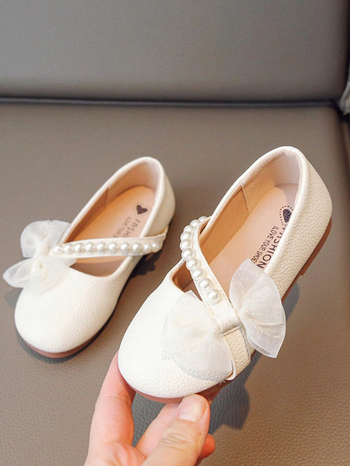 Pantofi SHEIN, crem