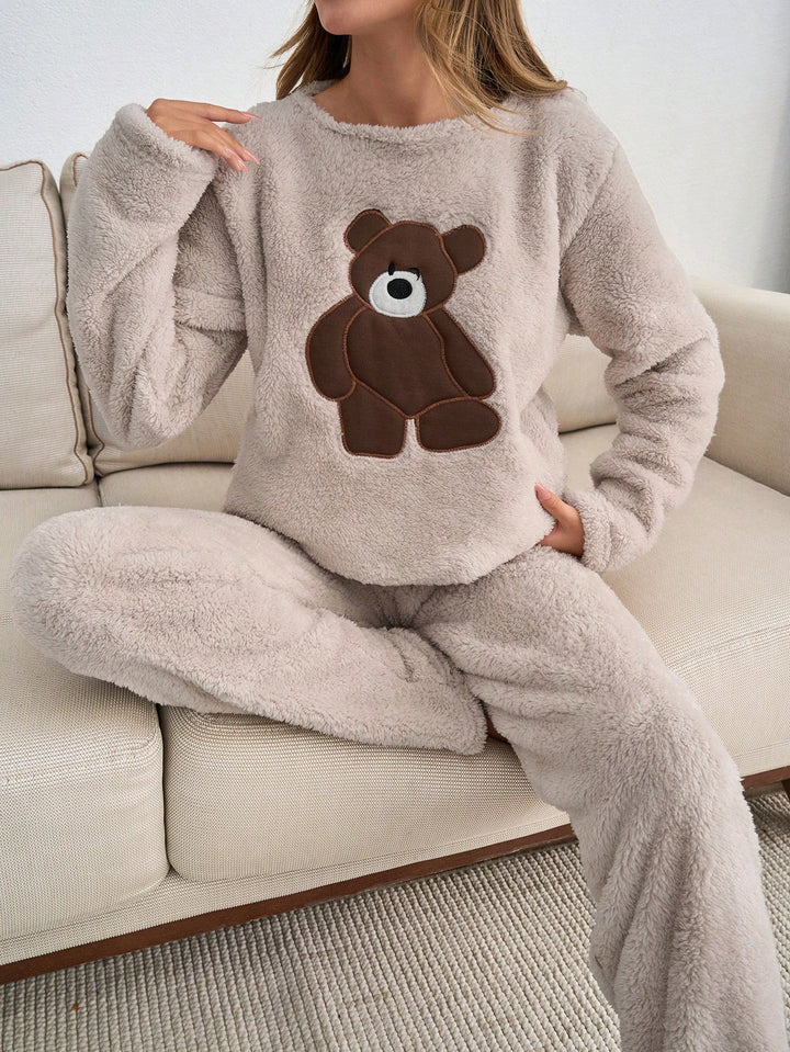 Set pijamale SHEIN, bej
