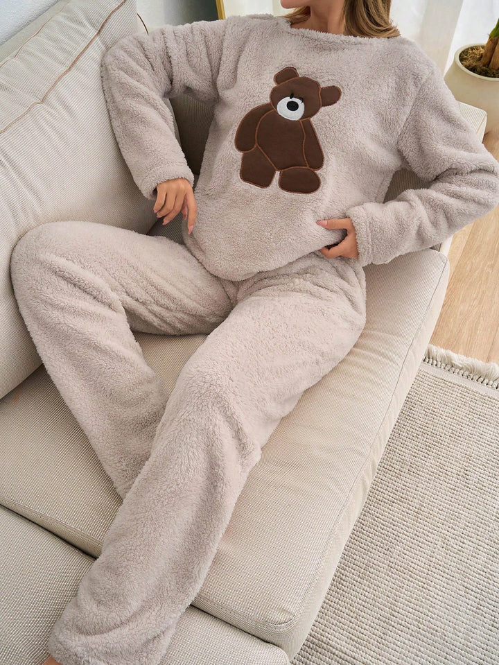 Set pijamale SHEIN, bej