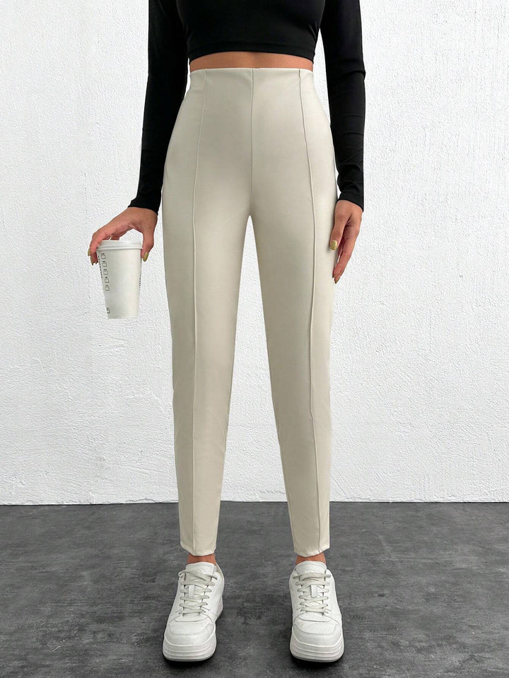Pantaloni imitație piele SHEIN, crem
