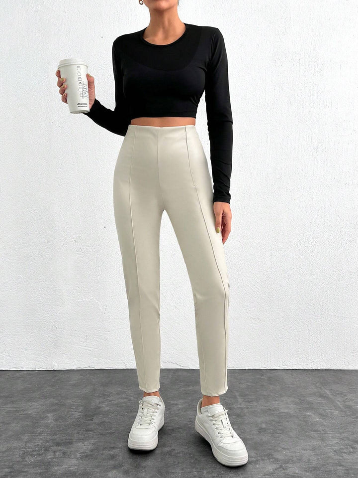 Pantaloni imitație piele SHEIN, crem