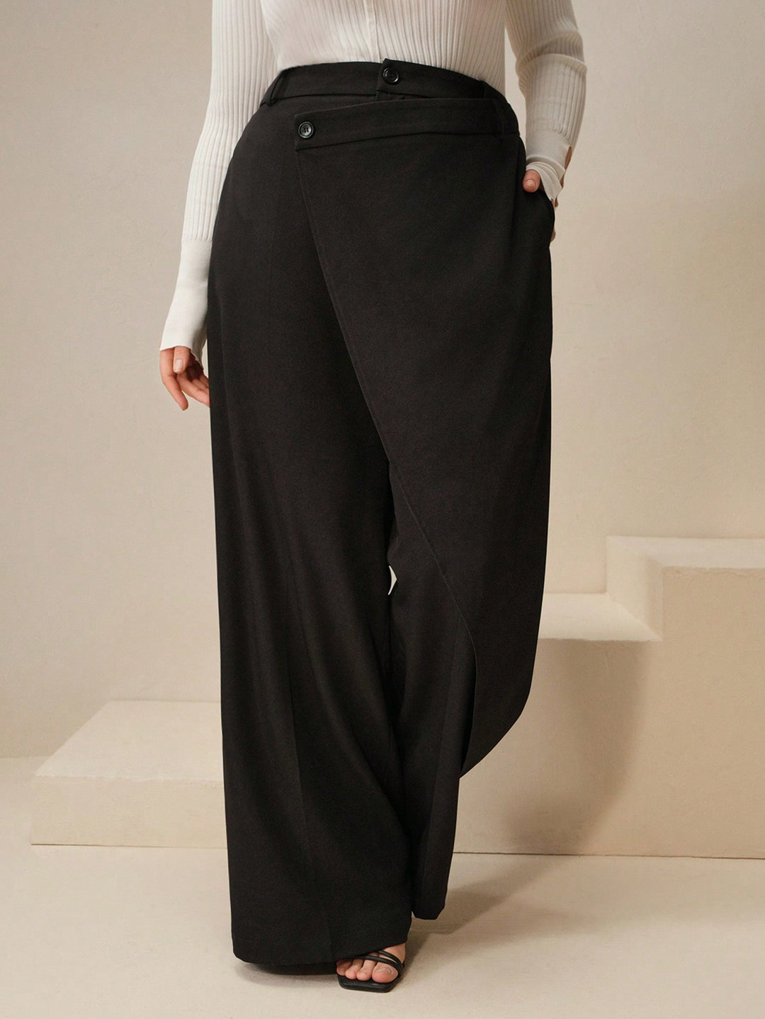 Pantaloni SHEIN, negru