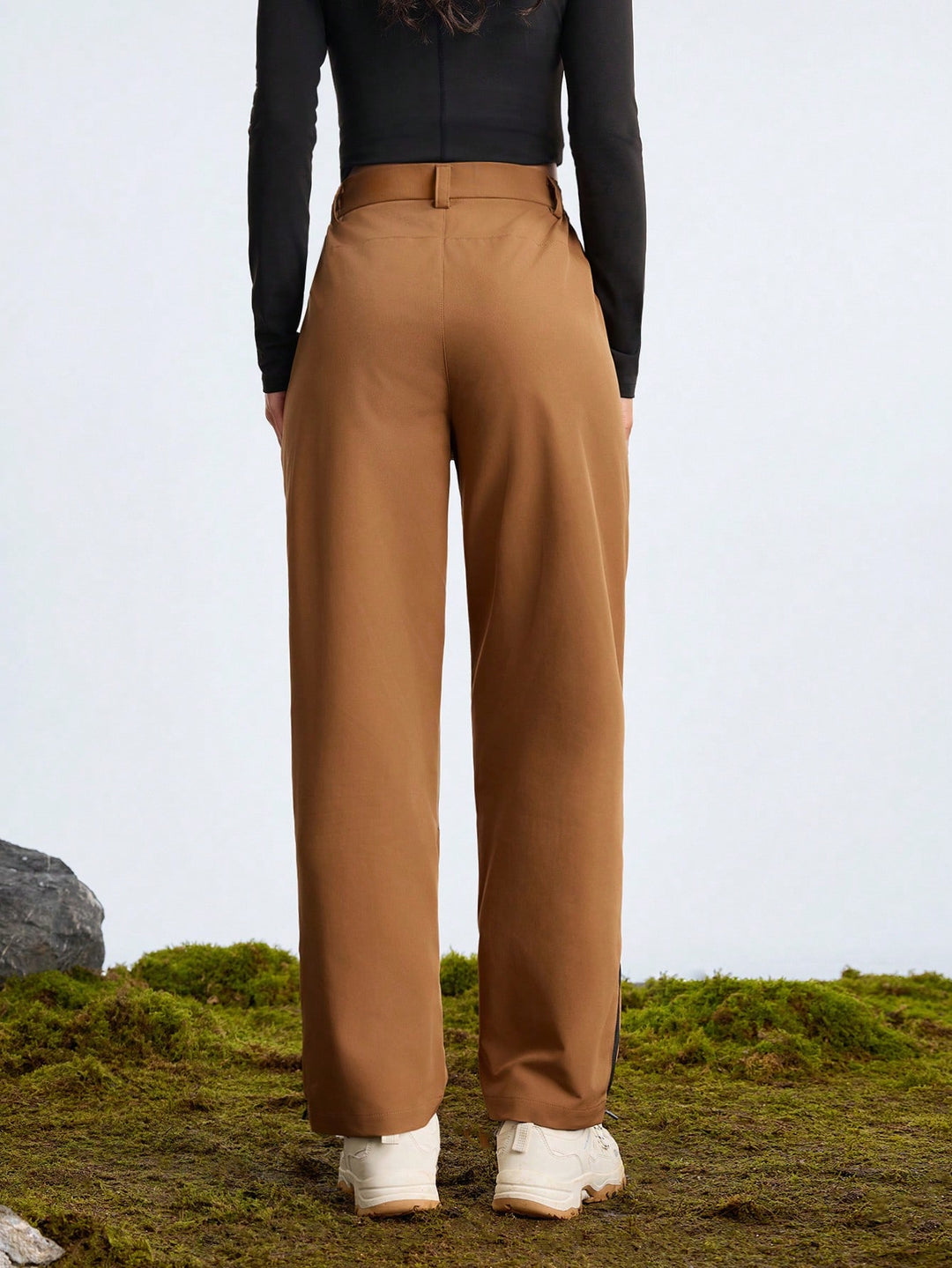 Pantaloni SHEIN, maro