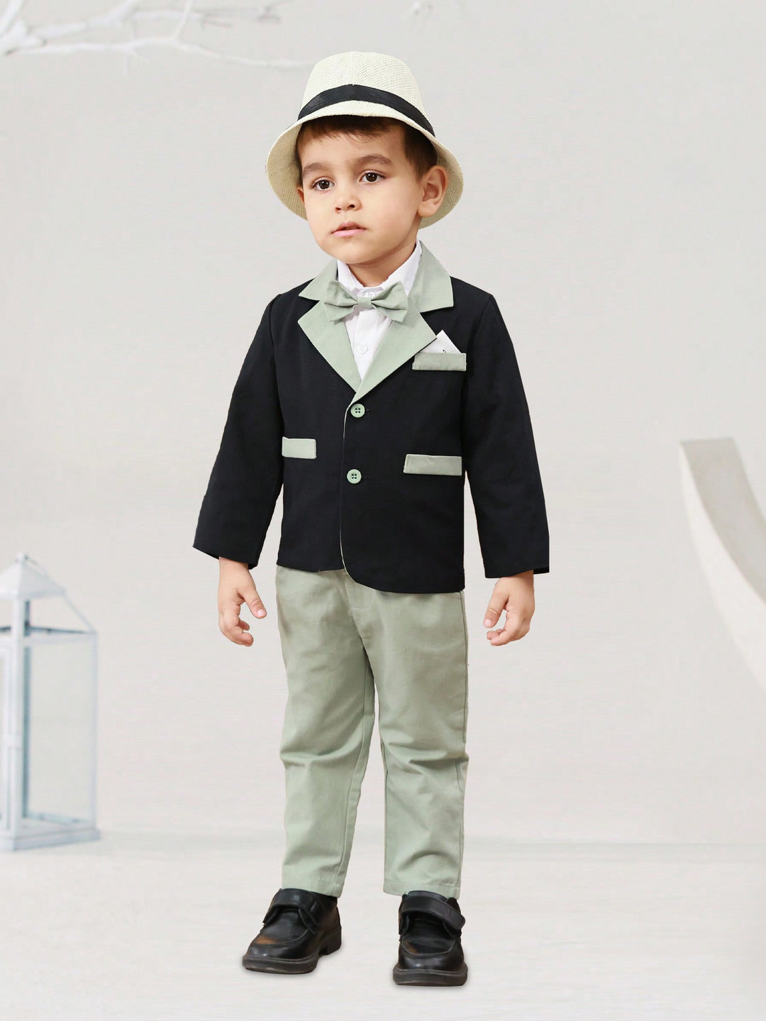 Costum SHEIN, verde