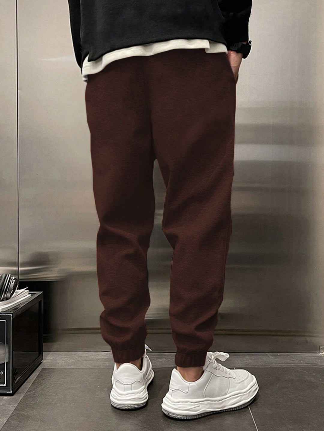 Pantaloni SHEIN, maro