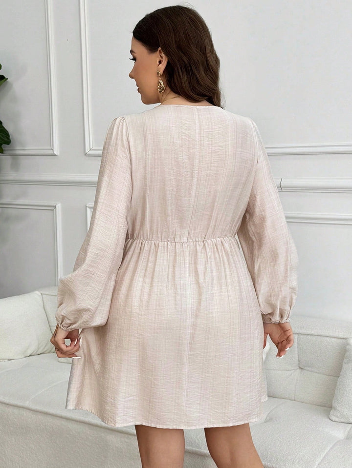 Shein Curve+ miniruha, bézs