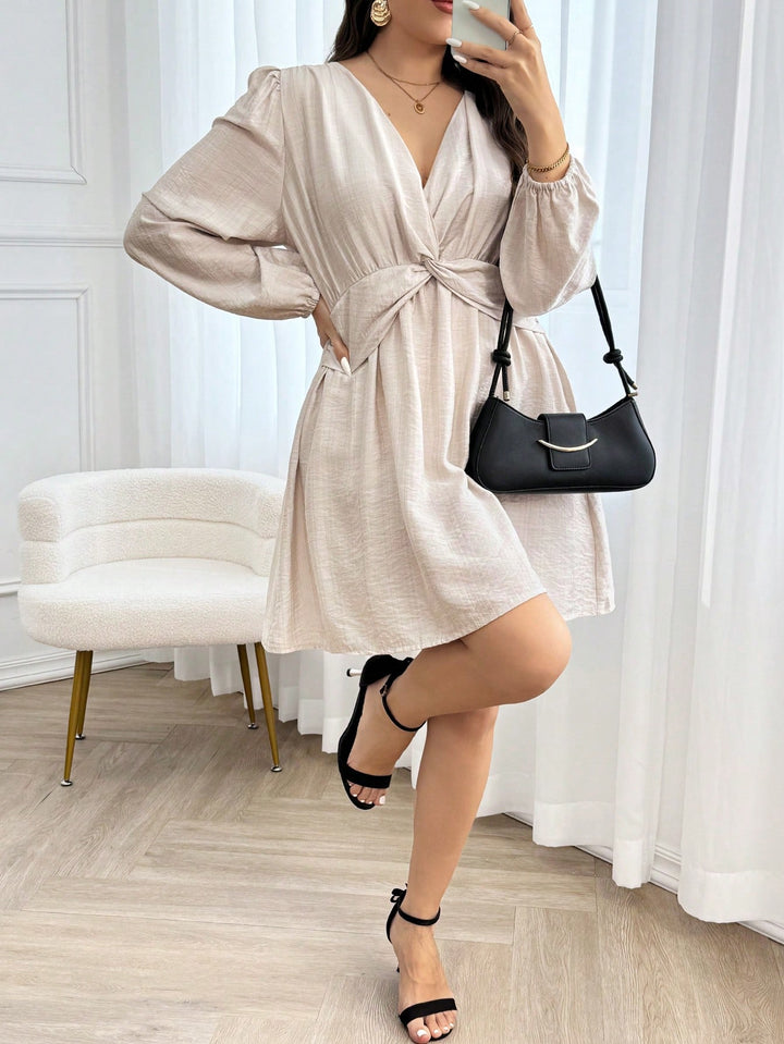 Shein Curve+ miniruha, bézs