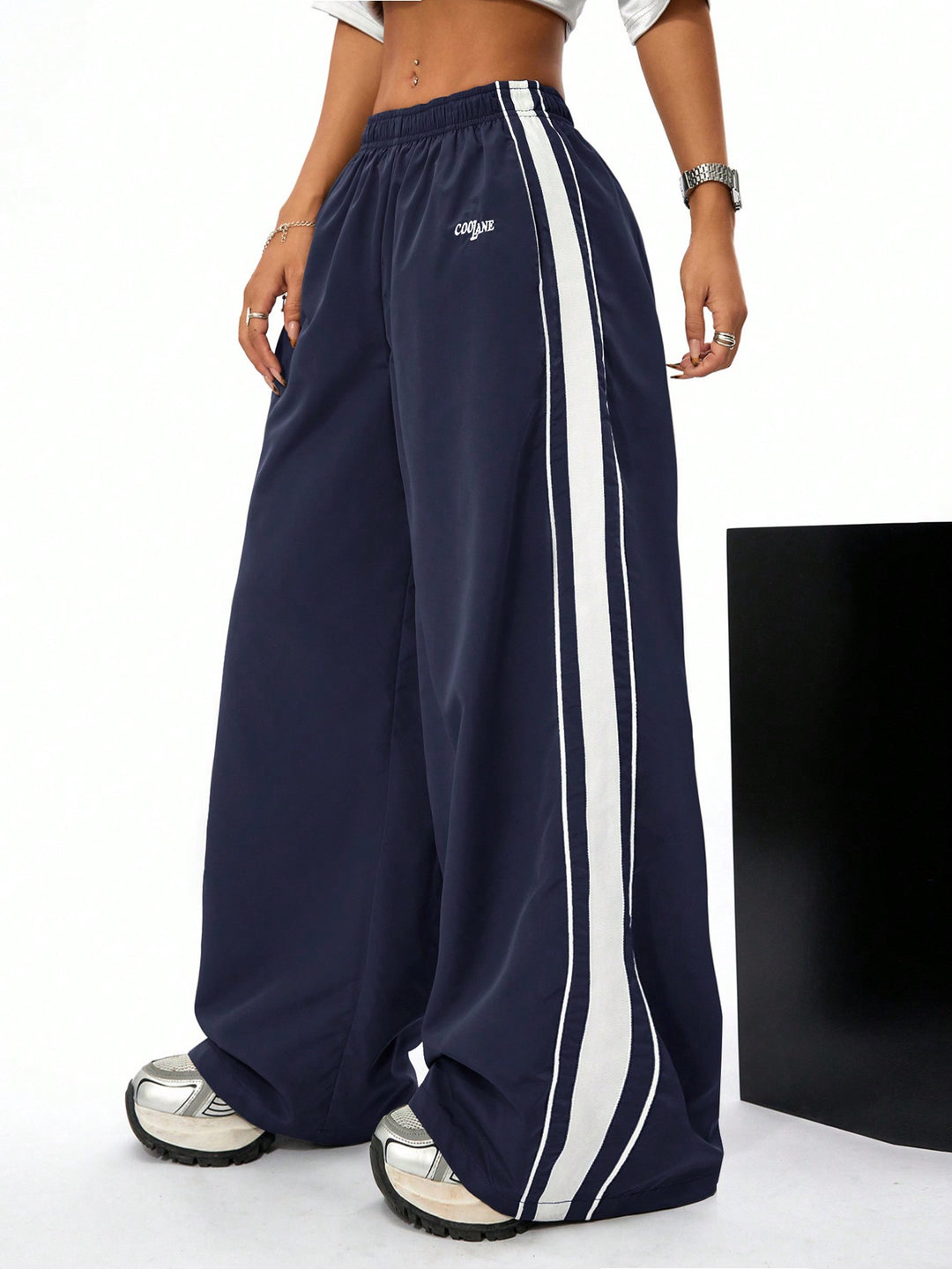 Pantaloni SHEIN, albastru