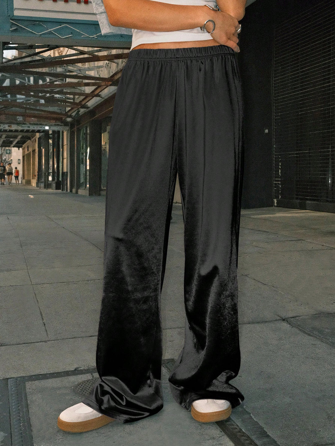 Pantaloni SHEIN, negru