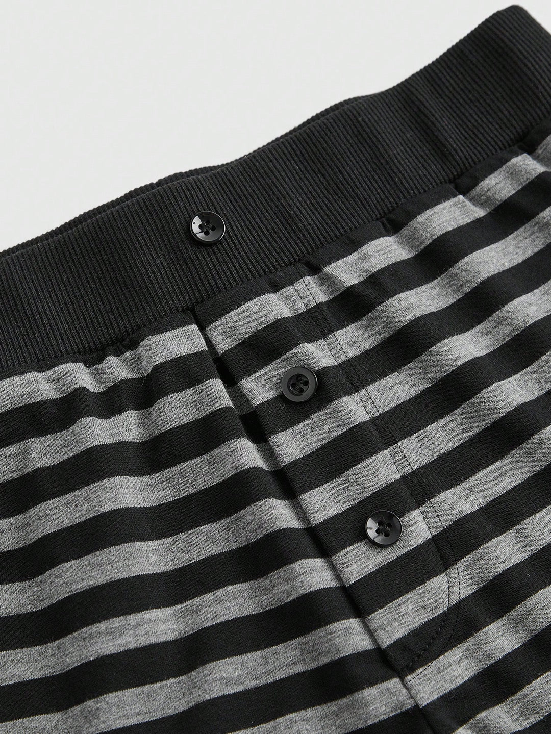 Pantaloni scurți SHEIN, negru
