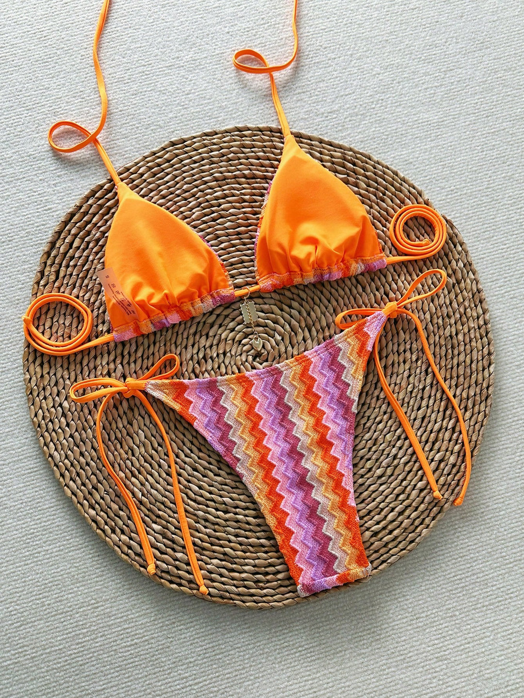 Set bikini SHEIN, mix culori