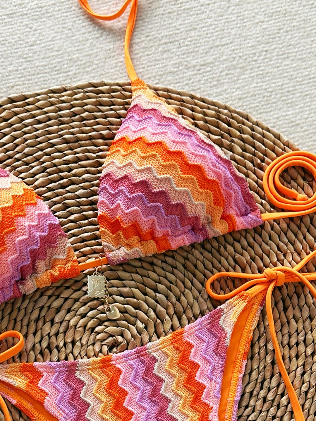 Set bikini SHEIN, mix culori
