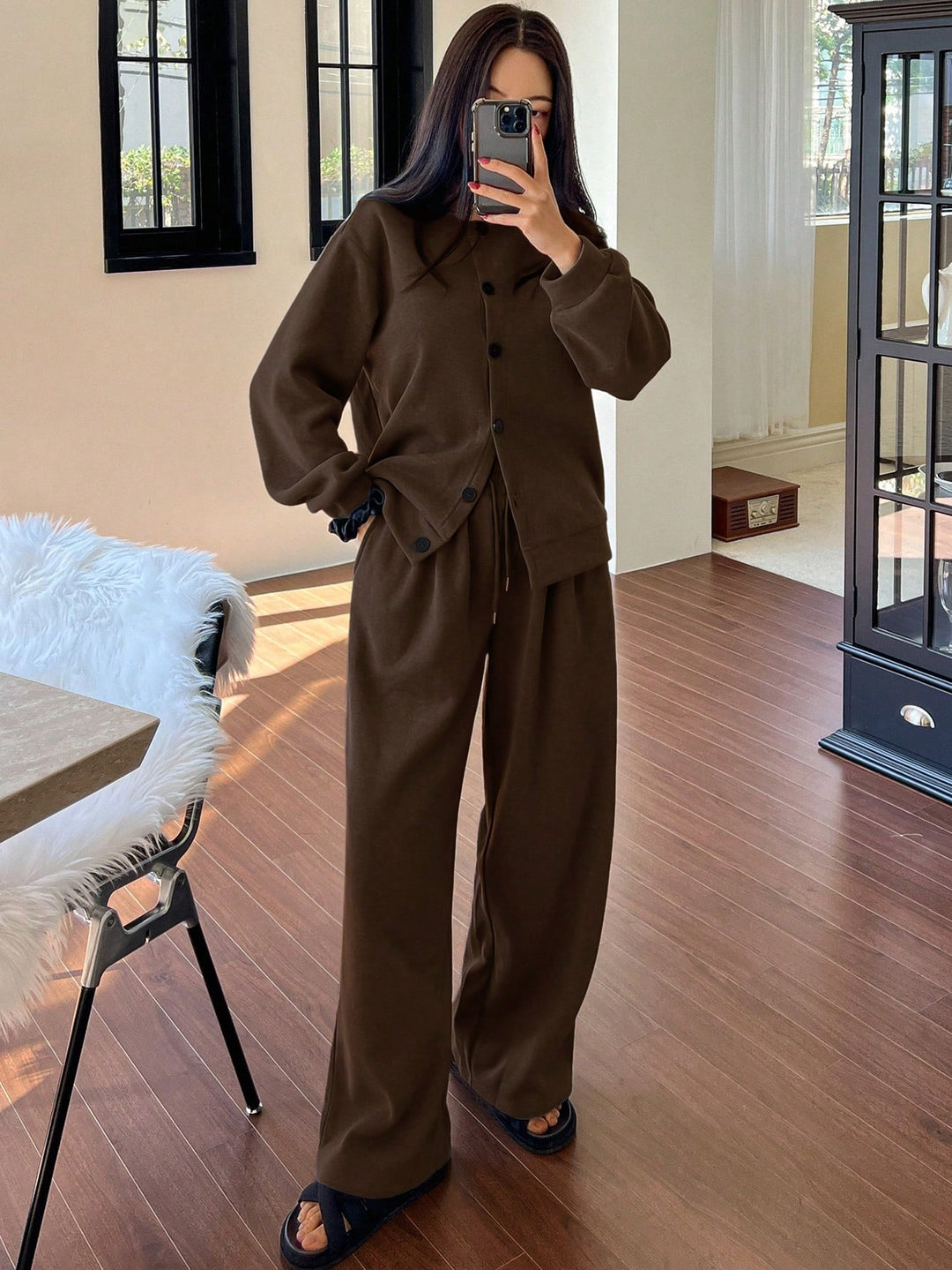 Compleu pijamale SHEIN, maro