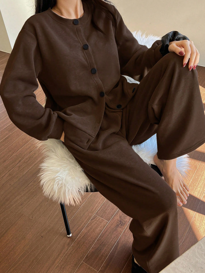 Compleu pijamale SHEIN, maro