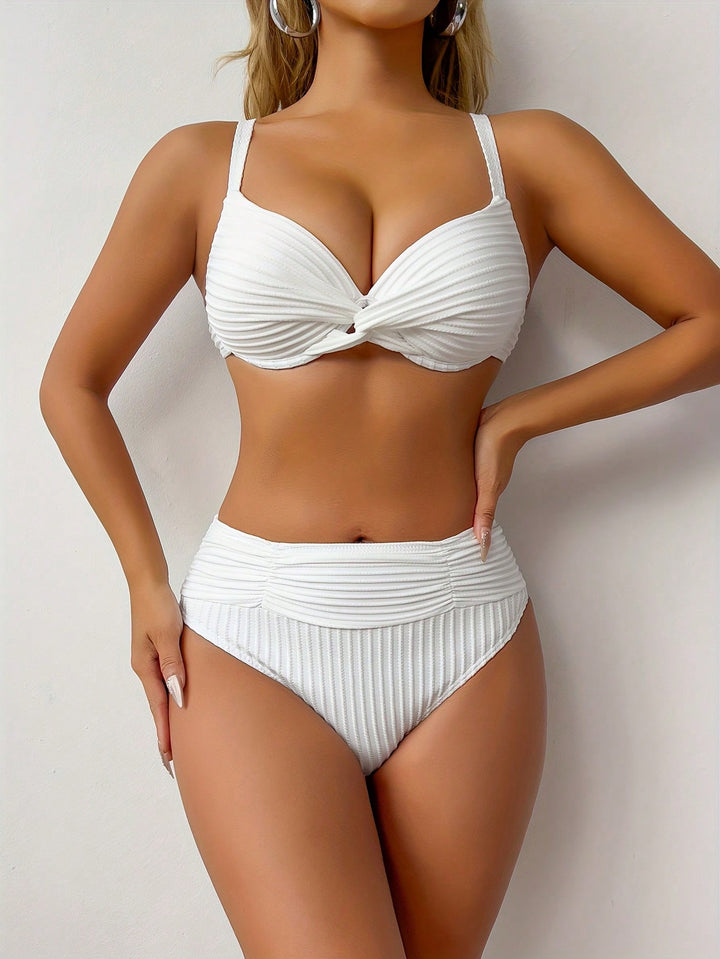 Set bikini SHEIN, alb
