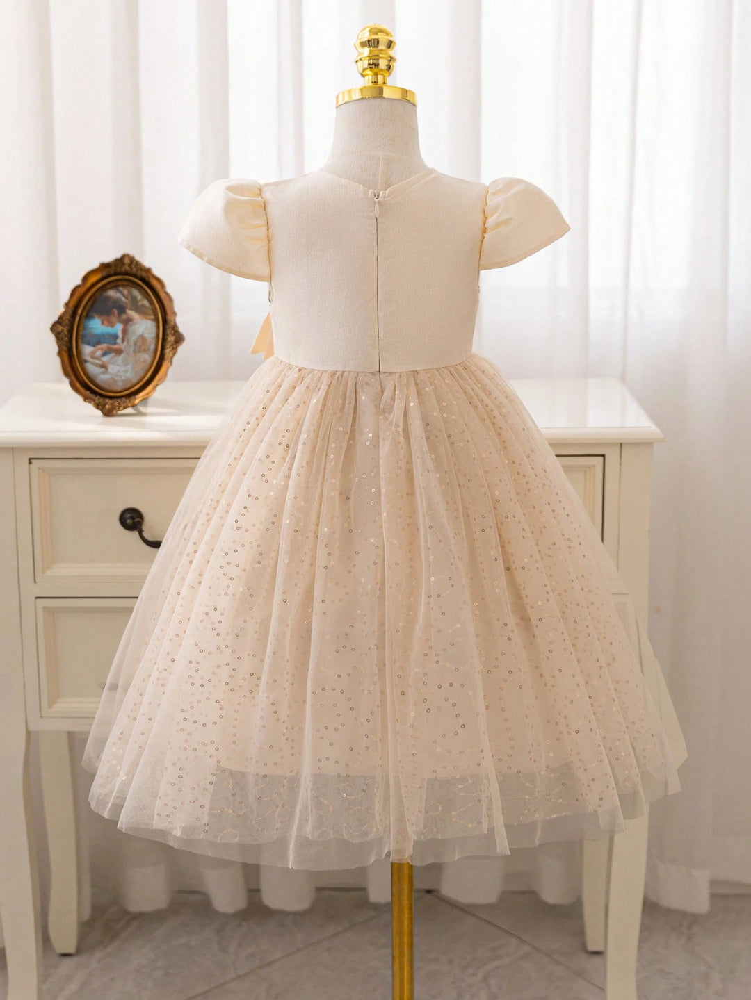 Rochie SHEIN, crem