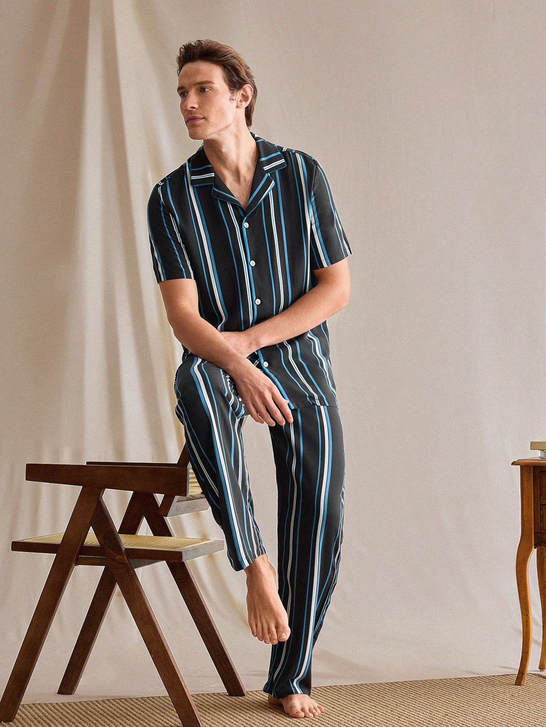 Compleu pijamale SHEIN, mix culori